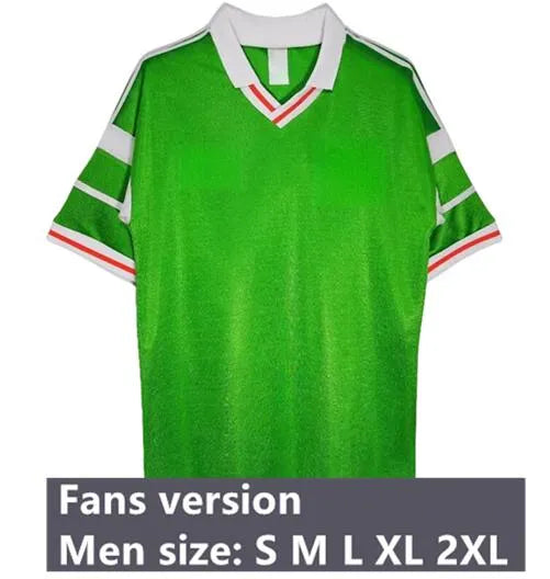 25 26 Irland Heim Grün Fußballtrikots Set PARROTT... Irland 1988-90 Heim