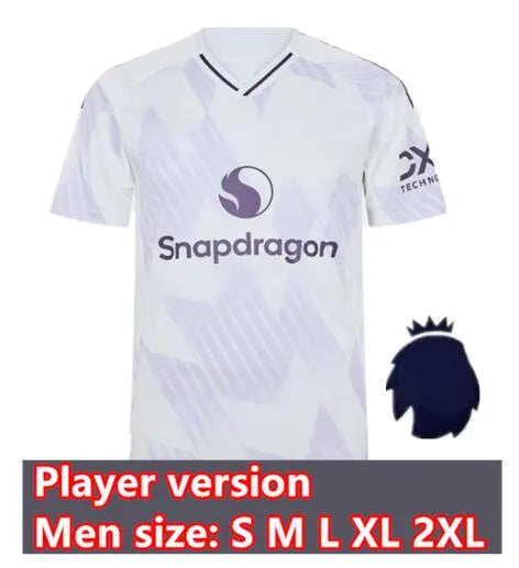 Cunha Soccer Jerseys 2025   Fans Player Football... Player 25/26 away Patch